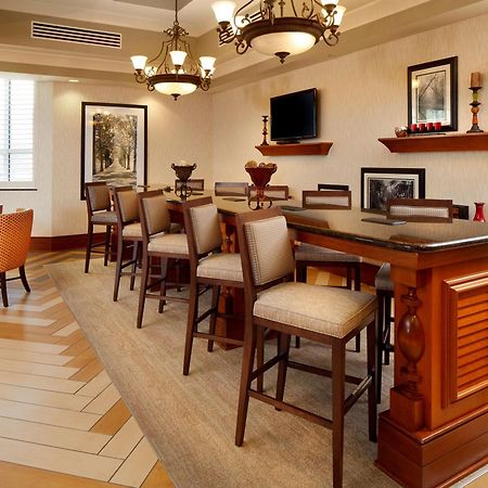 Hampton Inn & Suites Savannah/Midtown Екстериор снимка