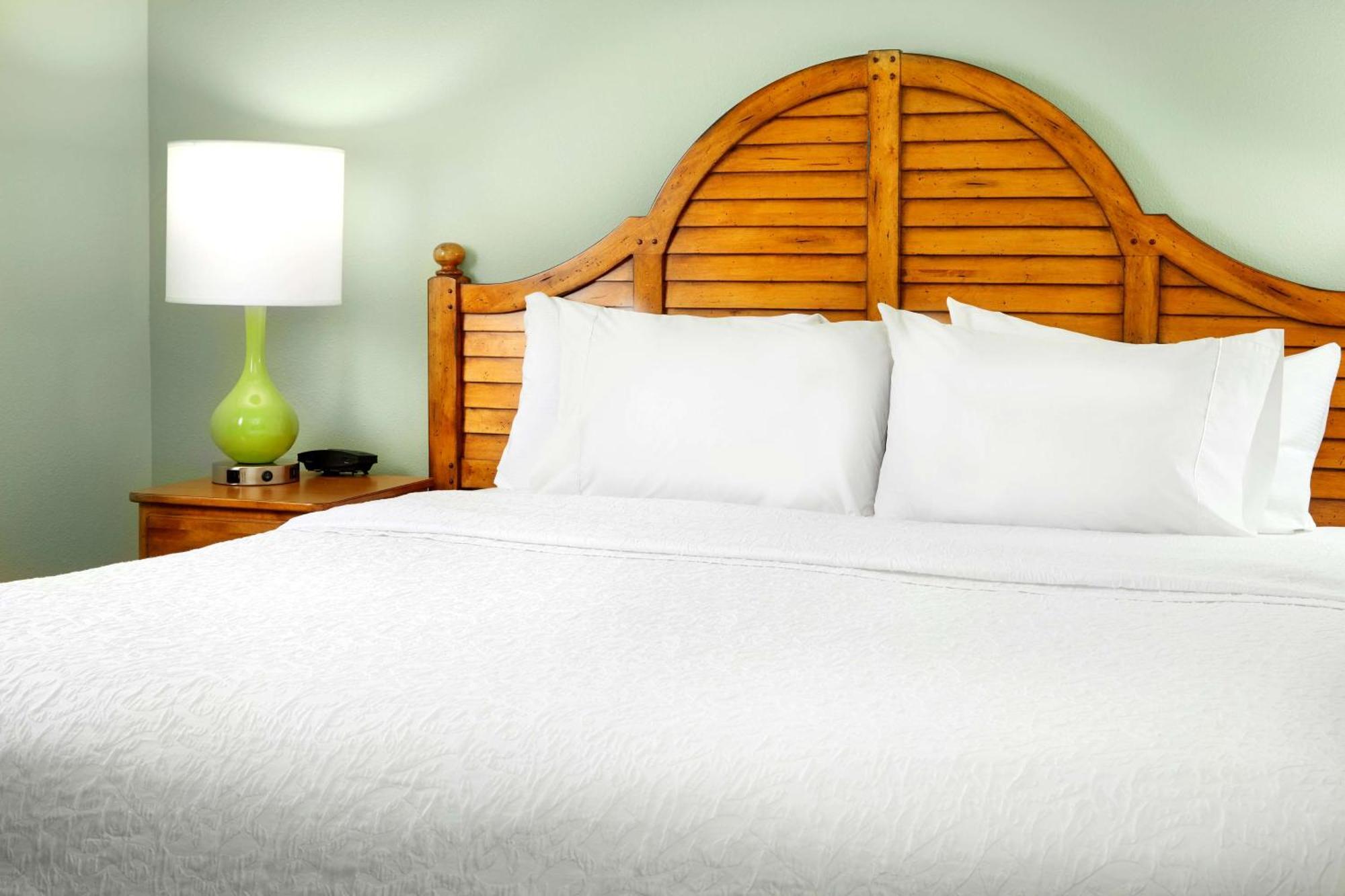 Hampton Inn & Suites Savannah/Midtown Екстериор снимка