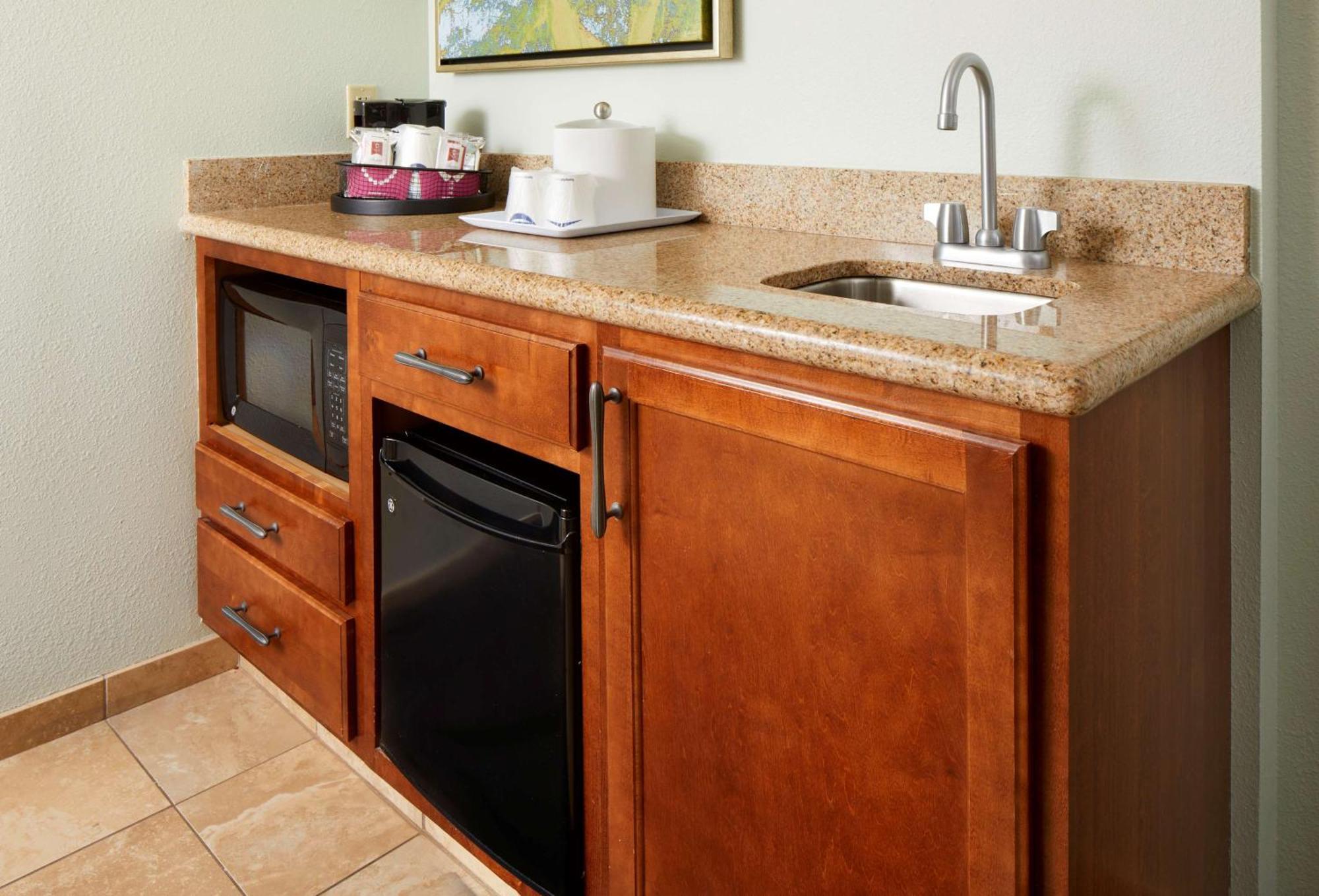Hampton Inn & Suites Savannah/Midtown Екстериор снимка