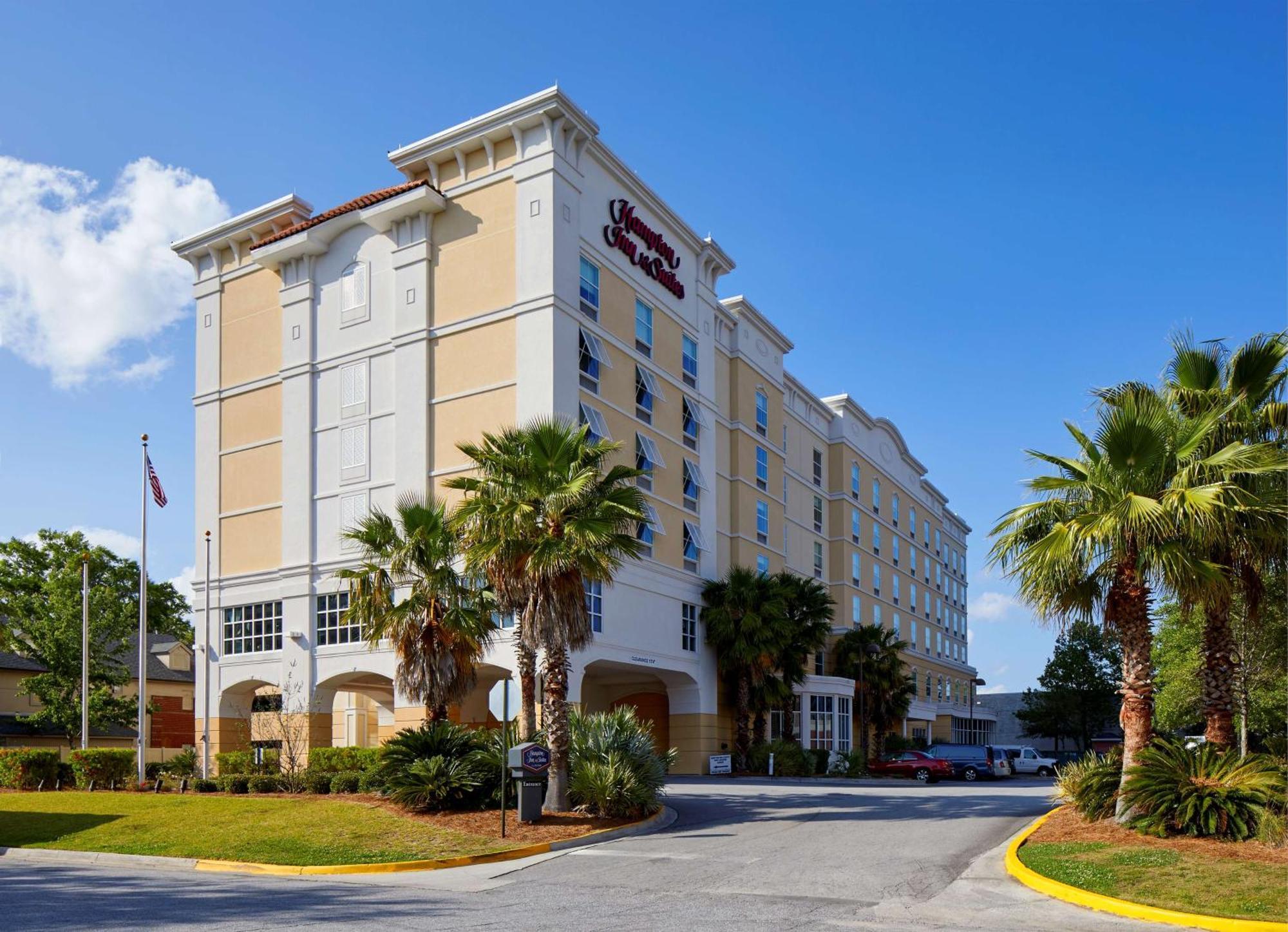 Hampton Inn & Suites Savannah/Midtown Екстериор снимка