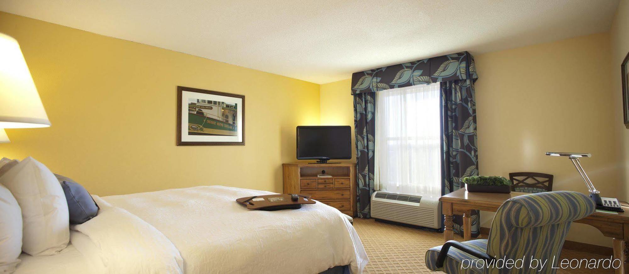Hampton Inn & Suites Savannah/Midtown Стая снимка